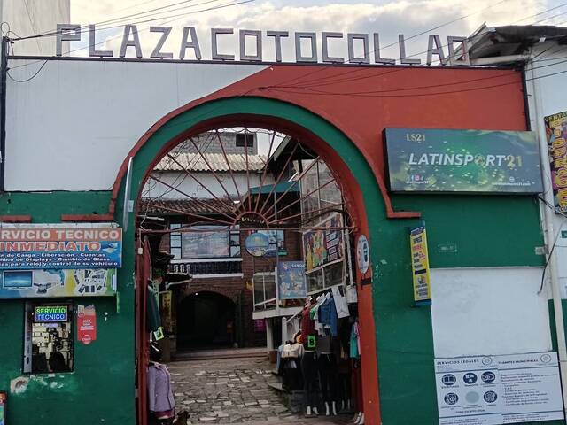 #R0028 - Piso Comercial para Alquiler en Quito - P - 1
